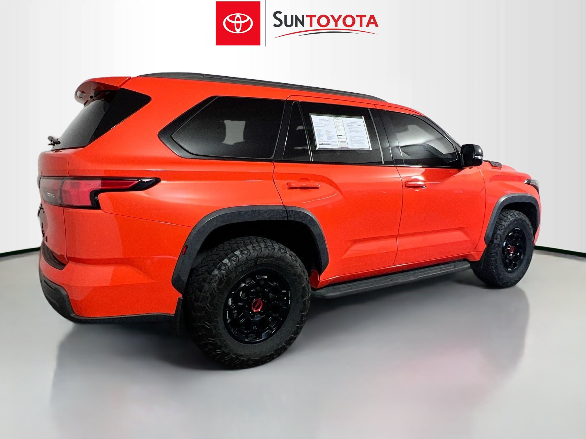 Used 2023 Toyota Sequoia TRD Pro AWD/4WD image 4