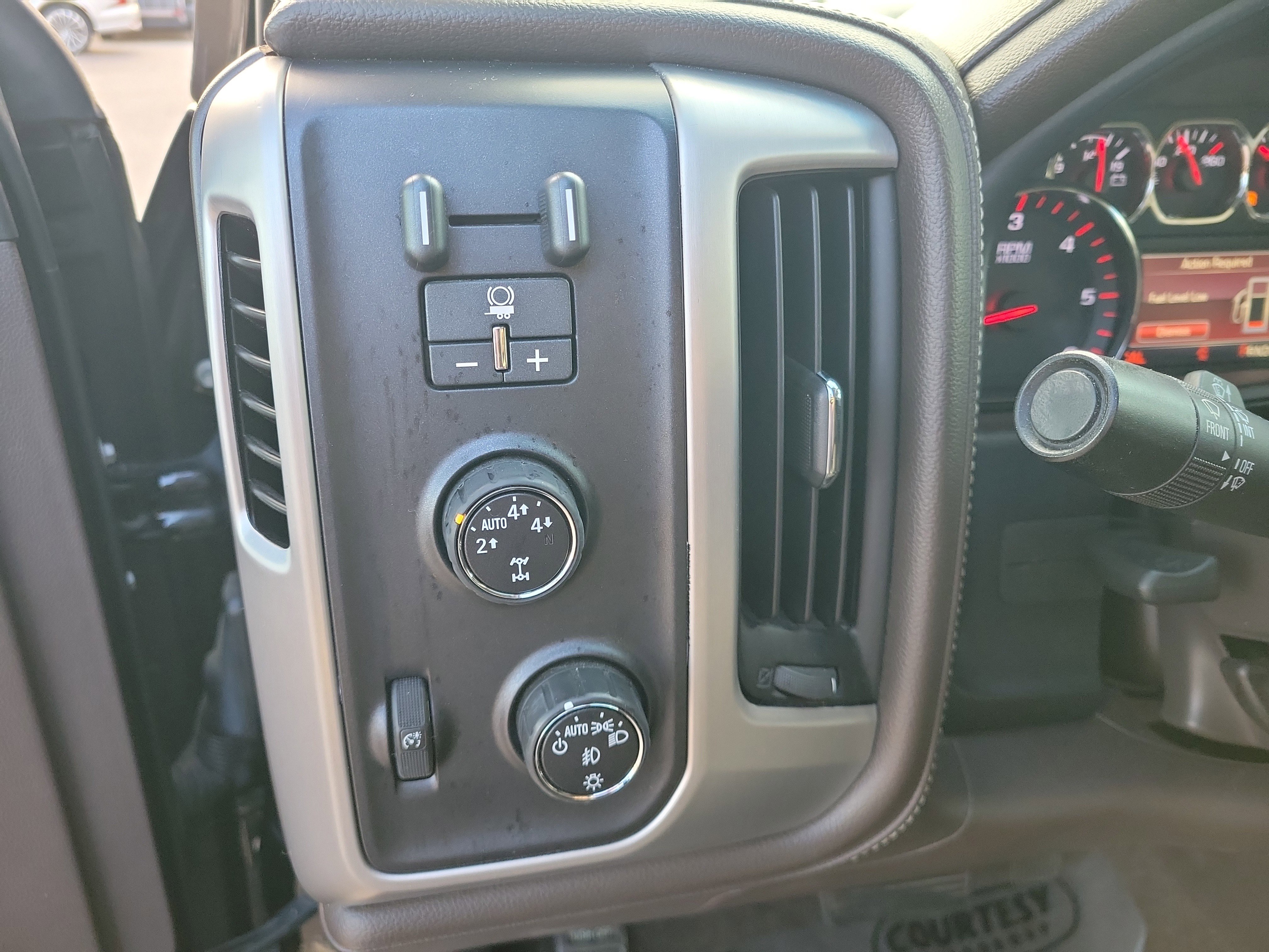 Used 2015 GMC Sierra 1500 SLT image 24