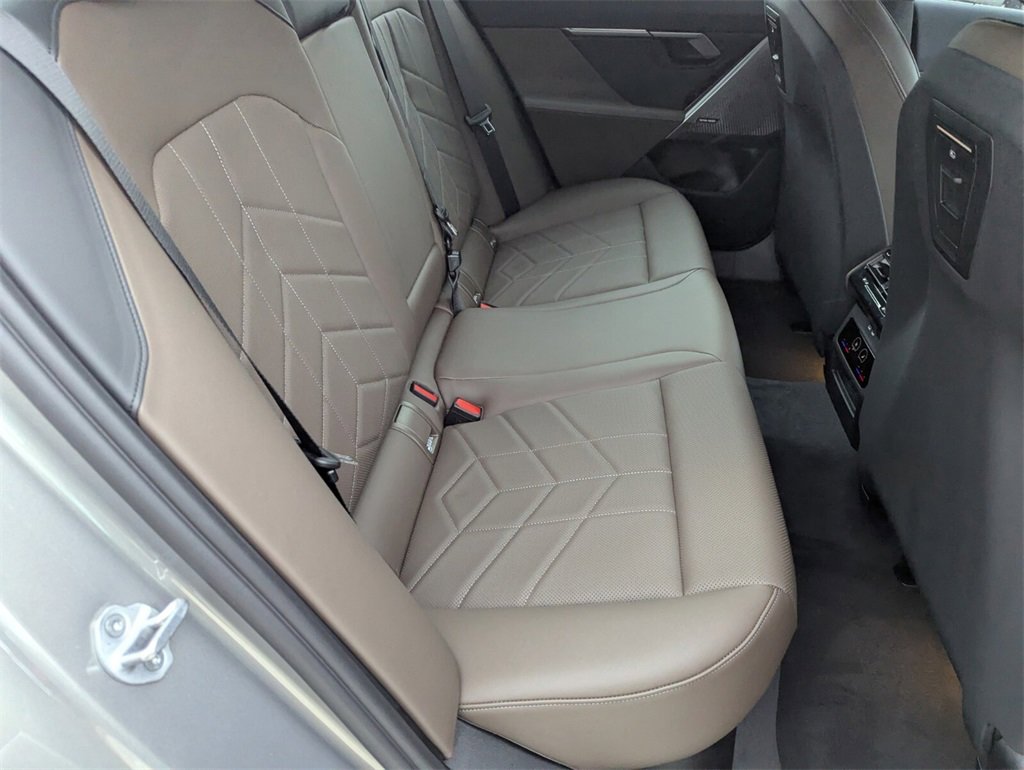 Used 2026 BMW i5 eDrive40 image 20