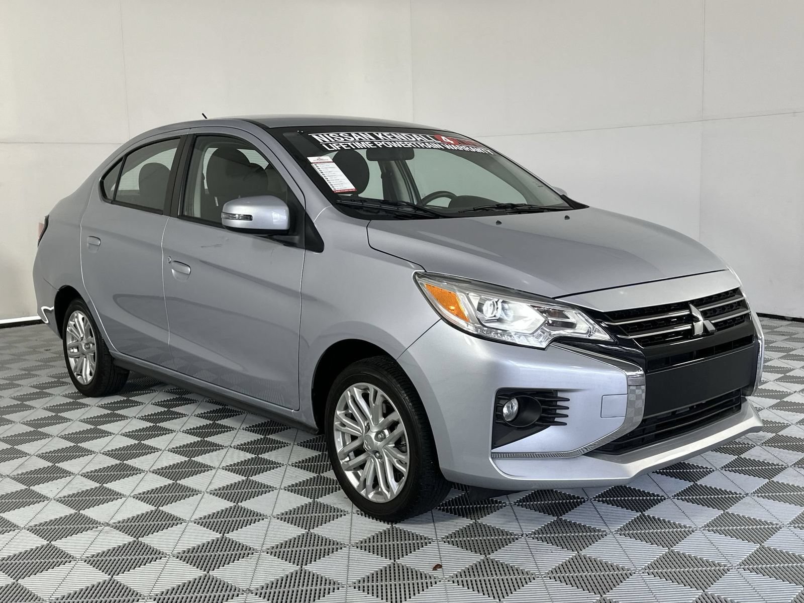 Used 2024 Mitsubishi Mirage G4 SE FWD image 2