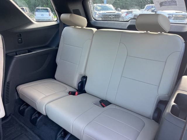 Certified 2023 Chevrolet Traverse Premier w/ LPO, Floor Liner Package image 41