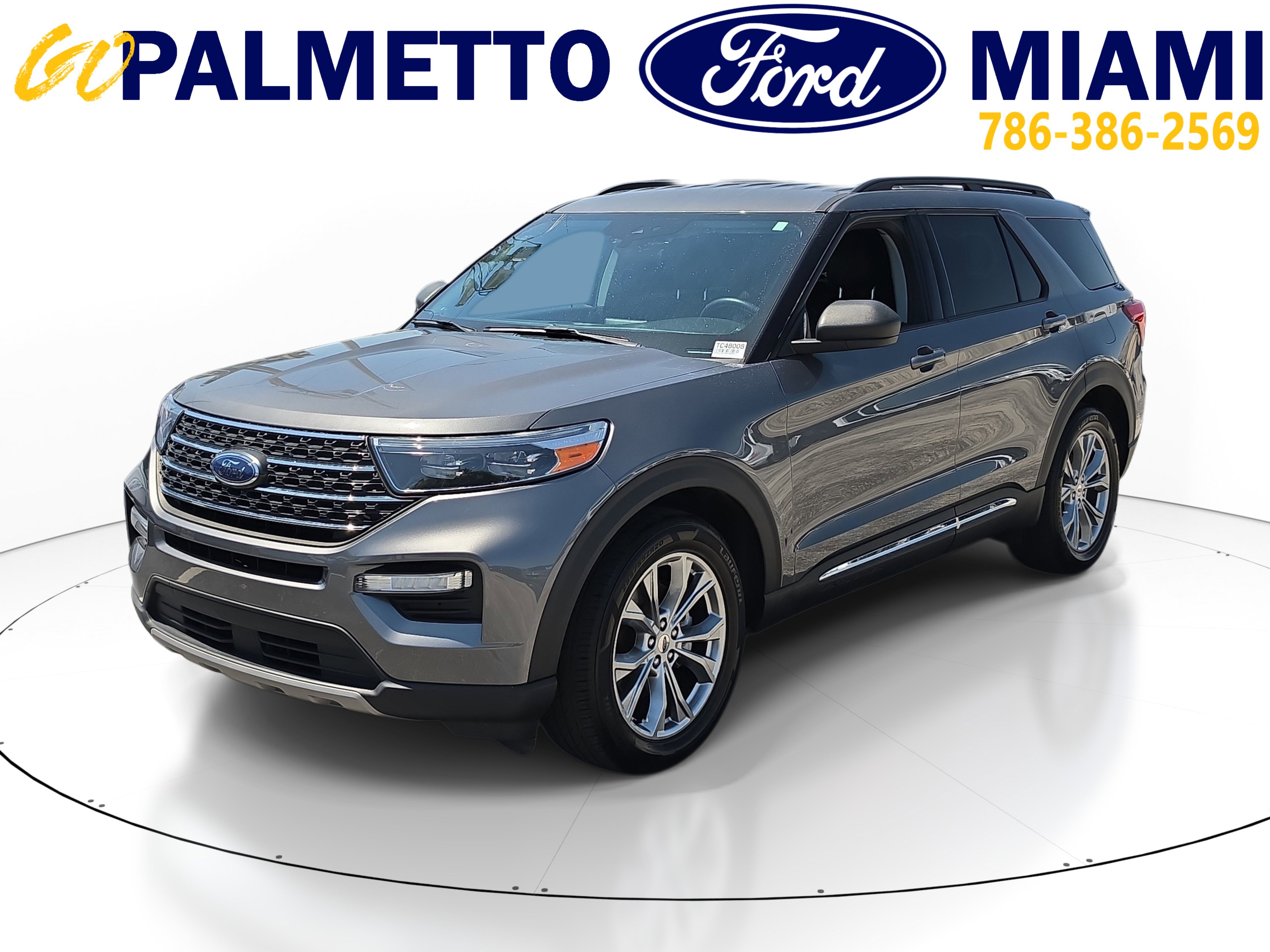Used 2022 Ford Explorer XLT w/ Equipment Group 202A RWD image 3