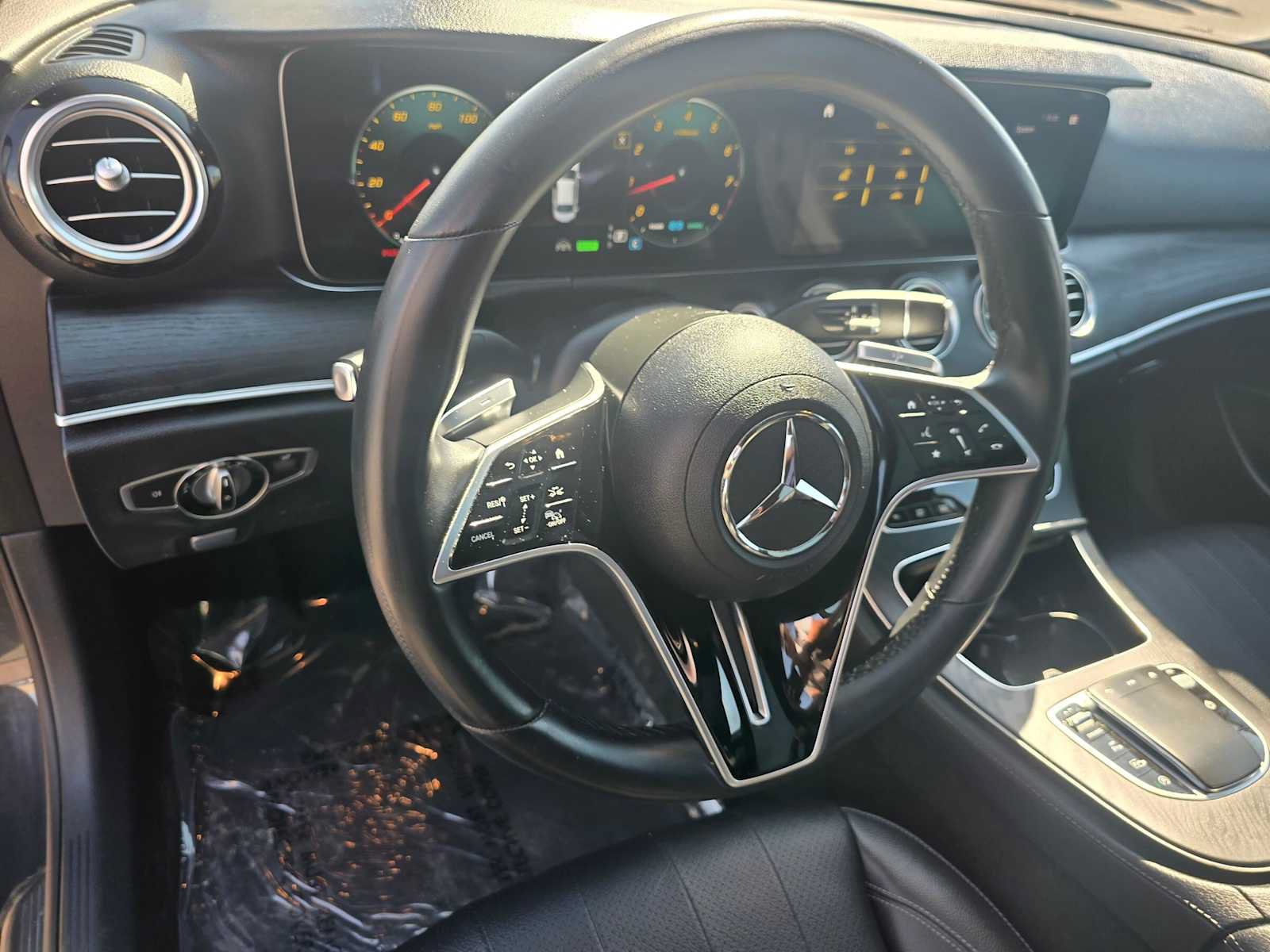 Used 2022 Mercedes-Benz E 450 4MATIC Sedan image 25