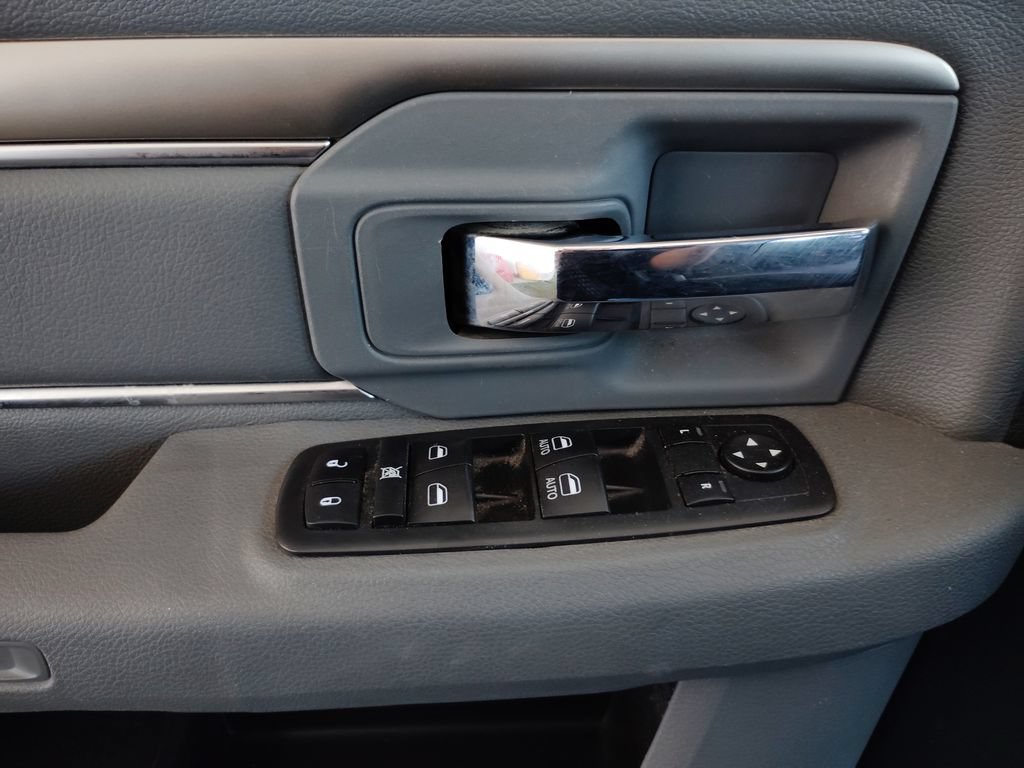 Used 2020 RAM 1500 Warlock w/ Electronics Group RWD image 20