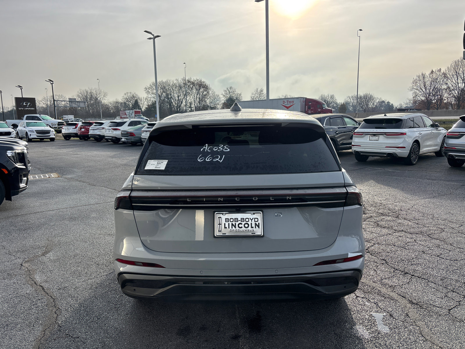 New 2026 Lincoln Nautilus Premier w/ Jet Appearance Package image 6