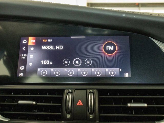 Used 2022 Alfa Romeo Giulia Veloce image 15