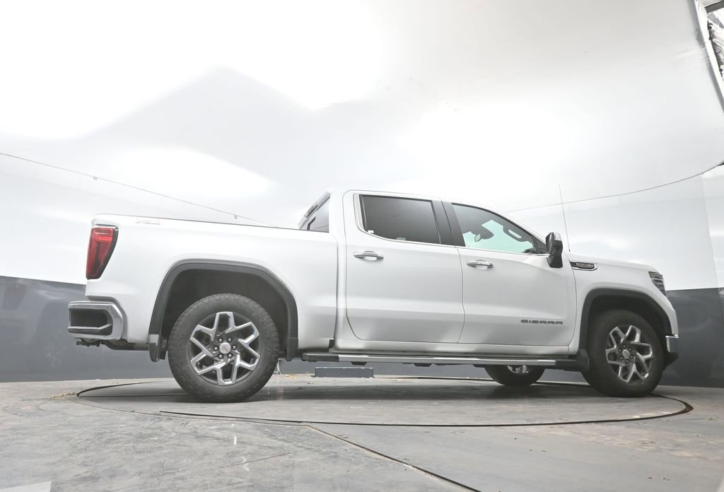 Used 2023 GMC Sierra 1500 SLT w/ SLT Premium Plus Package image 24