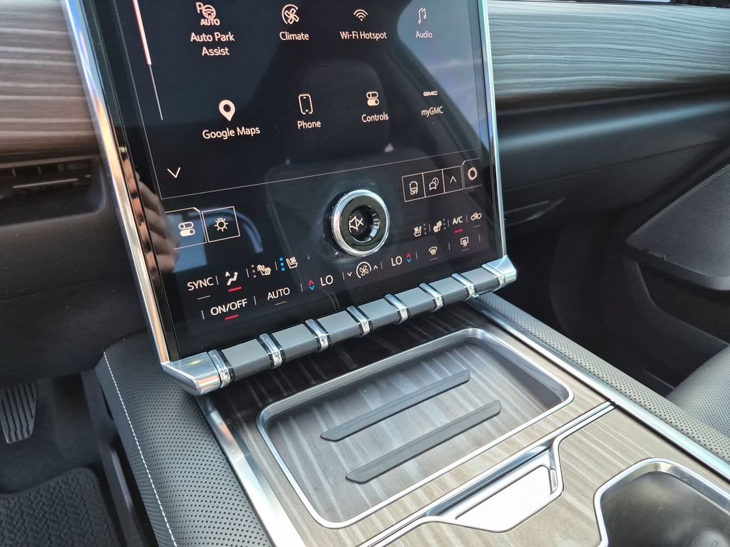 Used 2025 GMC Sierra EV Denali AWD/4WD image 26