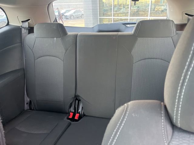 Used 2015 Chevrolet Traverse LT image 14