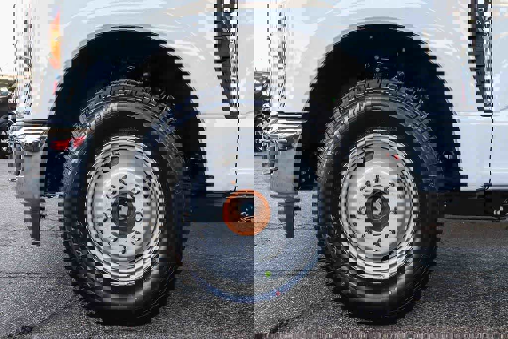 New 2026 Ford F350 XL w/ XL Chrome Package image 11