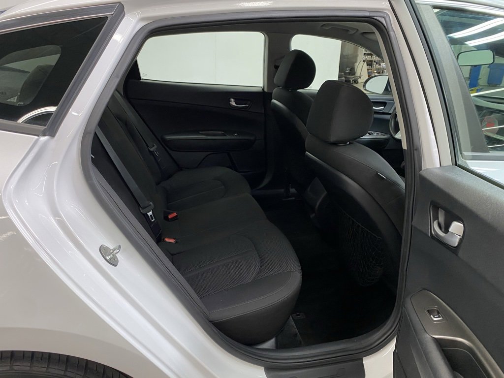 Used 2019 Kia Optima LX image 9