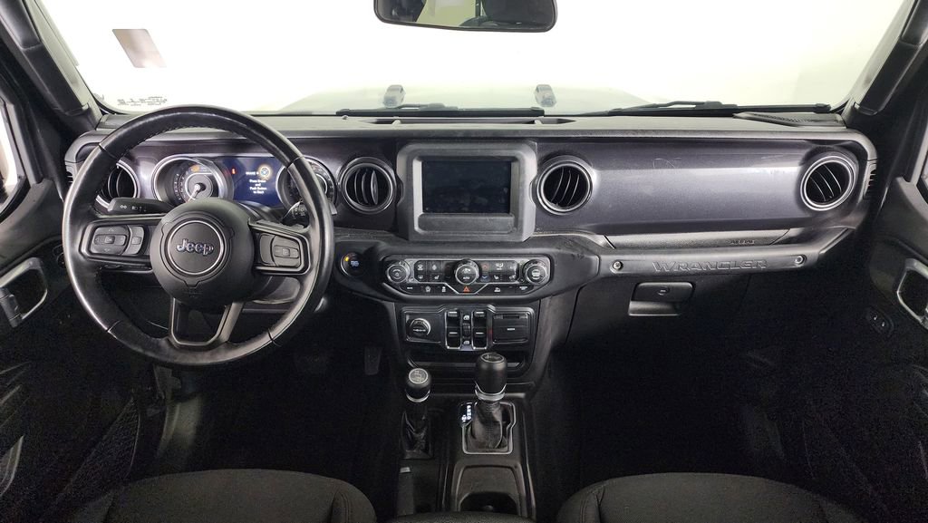 Used 2021 Jeep Wrangler Unlimited Sport image 32