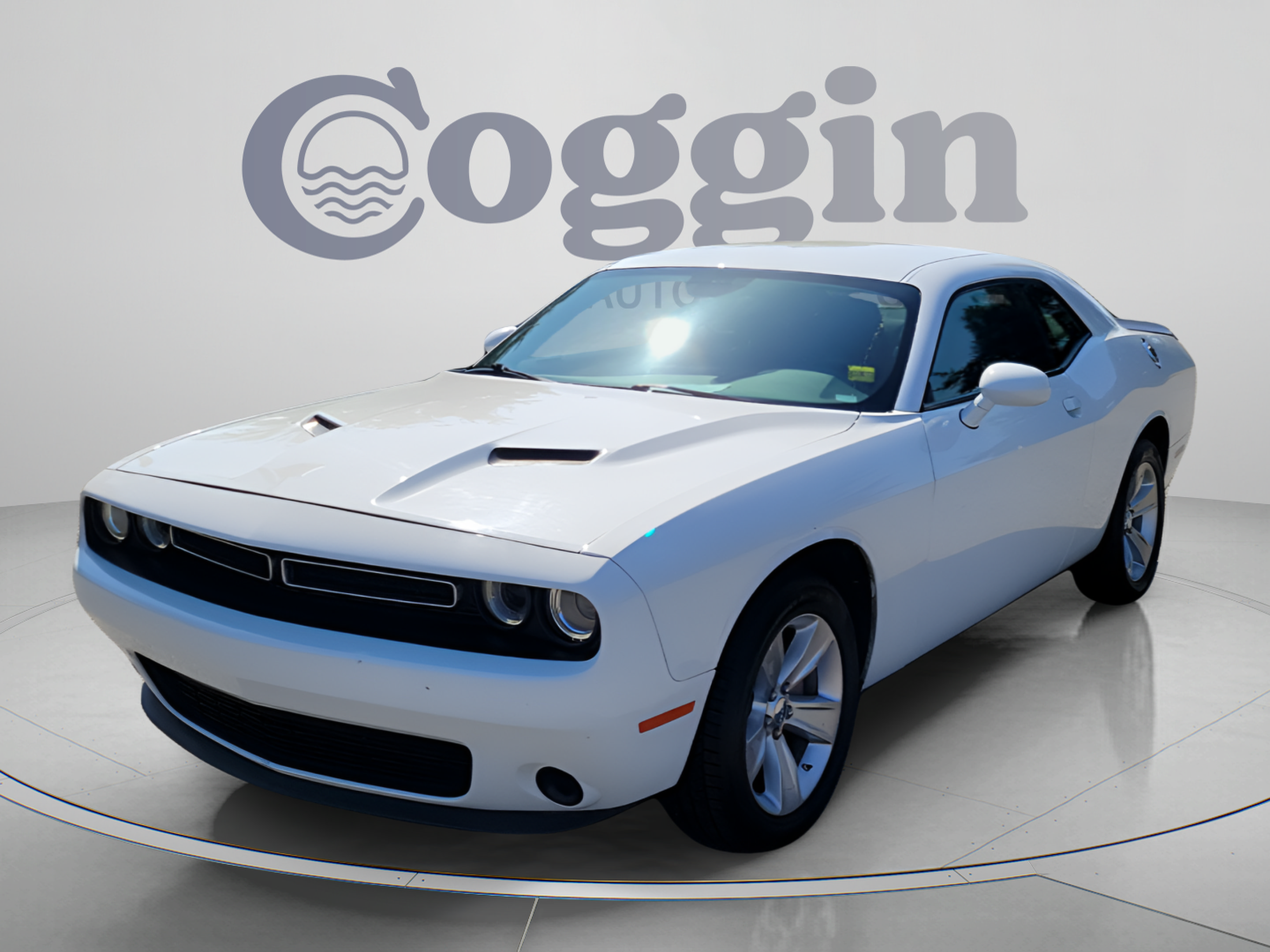 Used 2023 Dodge Challenger SXT RWD video 1