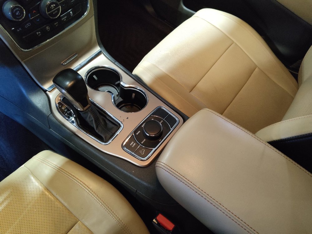 Used 2017 Jeep Grand Cherokee Limited 75th Anniversary image 26