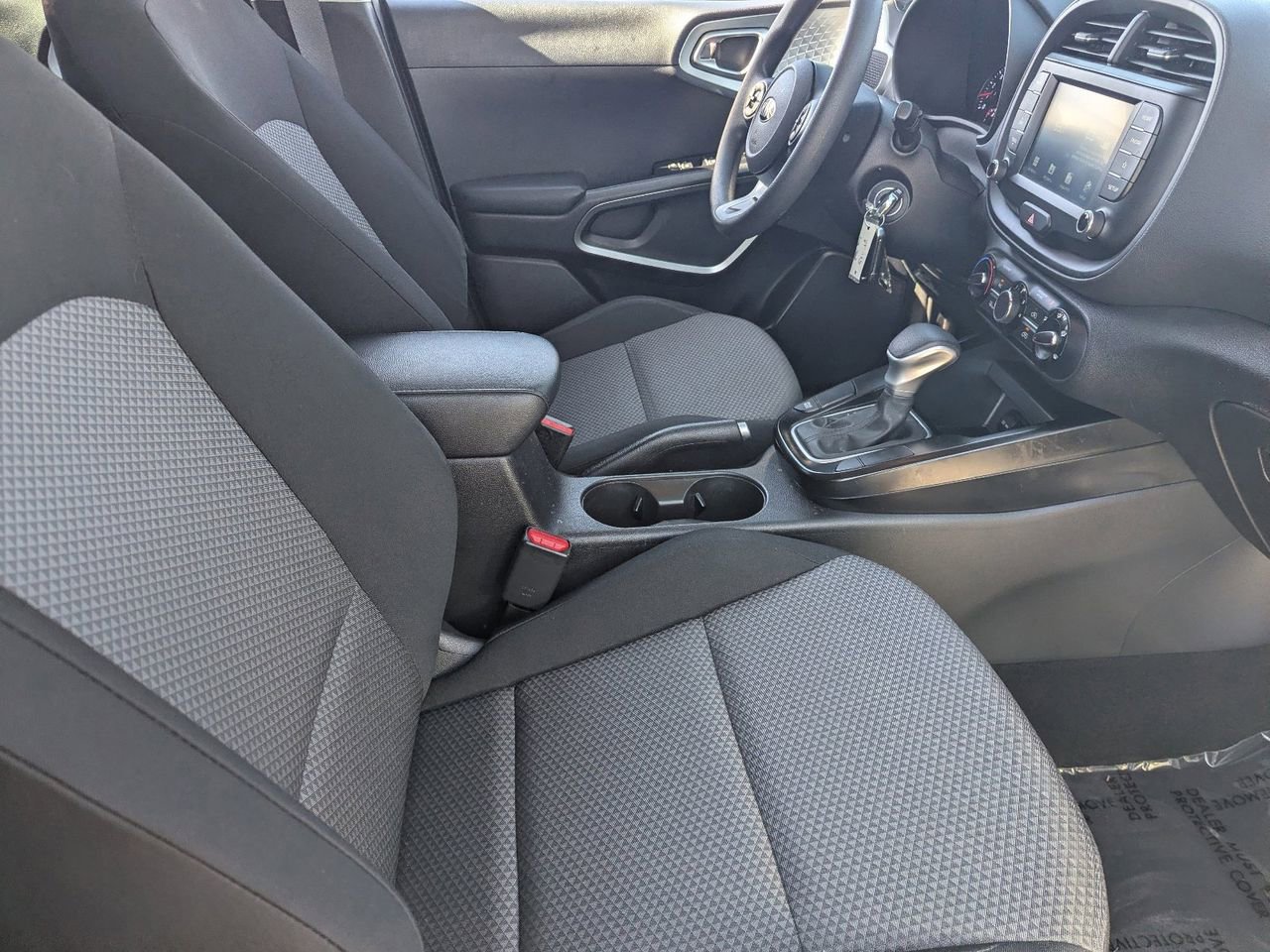 Used 2020 Kia Soul LX FWD image 9