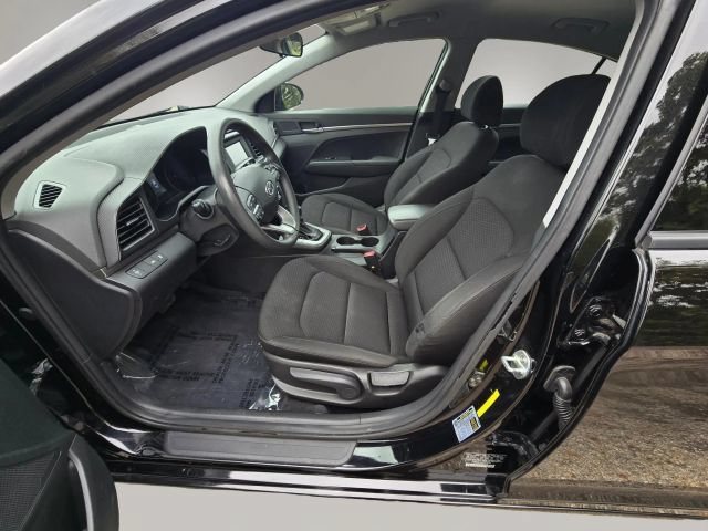 Used 2020 Hyundai Elantra SE w/ Cargo Package (C1) FWD image 9