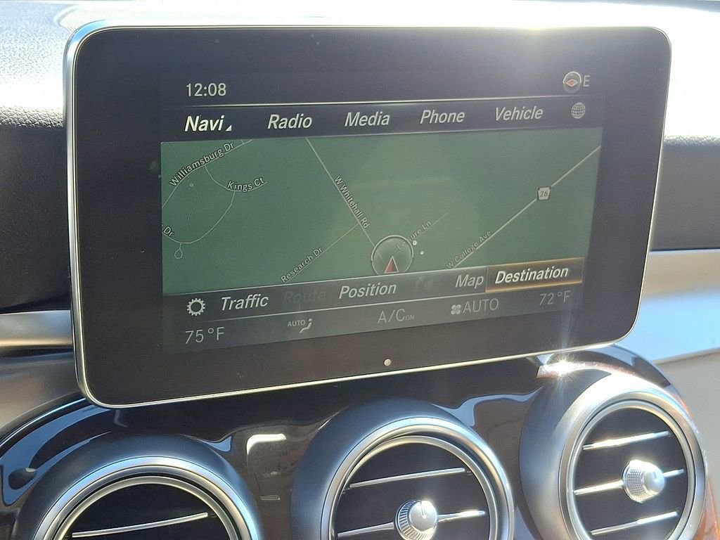 Used 2018 Mercedes-Benz GLC 300 4MATIC Coupe image 3