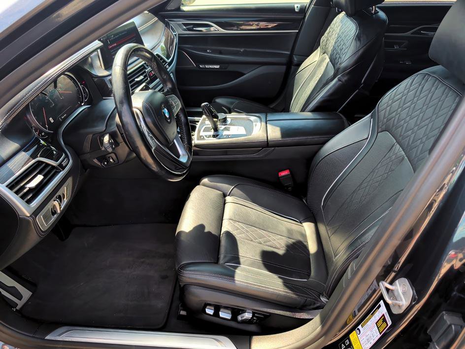 Used 2018 BMW 750i xDrive image 8