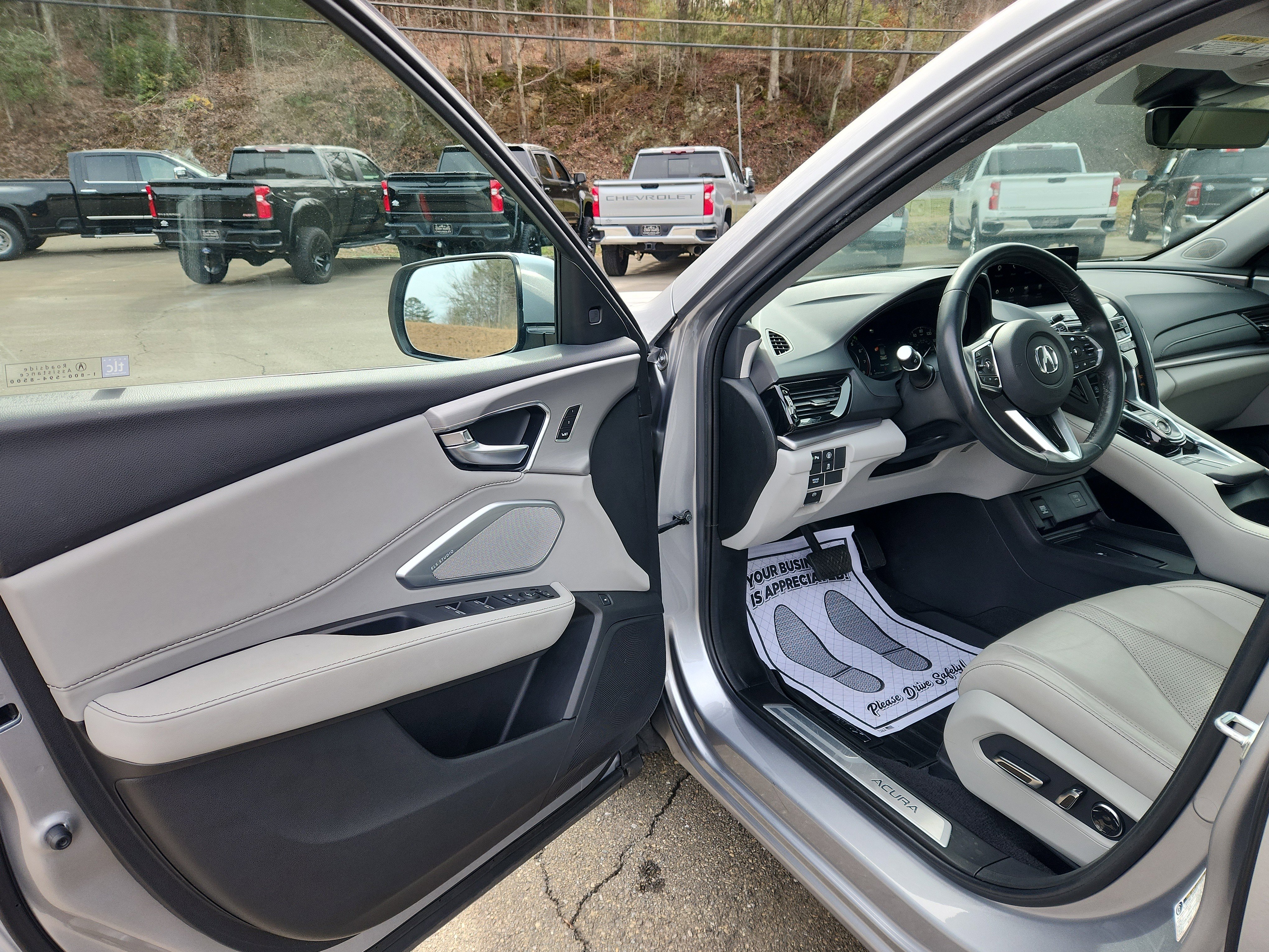 Used 2023 Acura RDX FWD w/ Technology Package image 10