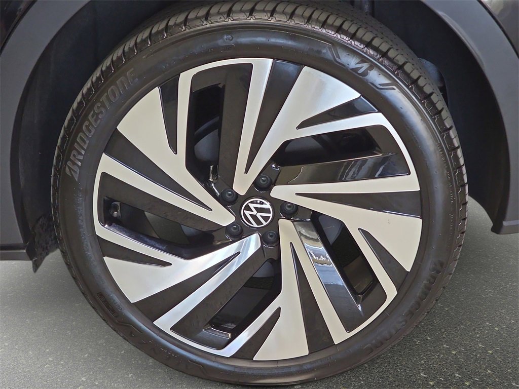 Used 2025 Volkswagen ID.4 Pro S Plus image 37