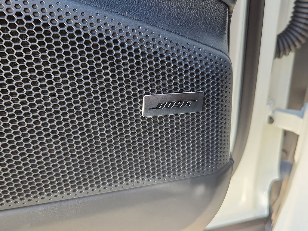 New 2026 Porsche Macan 4S Electric image 19