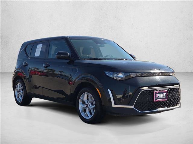 Used 2024 Kia Soul LX w/ Option Group 015 FWD video 3