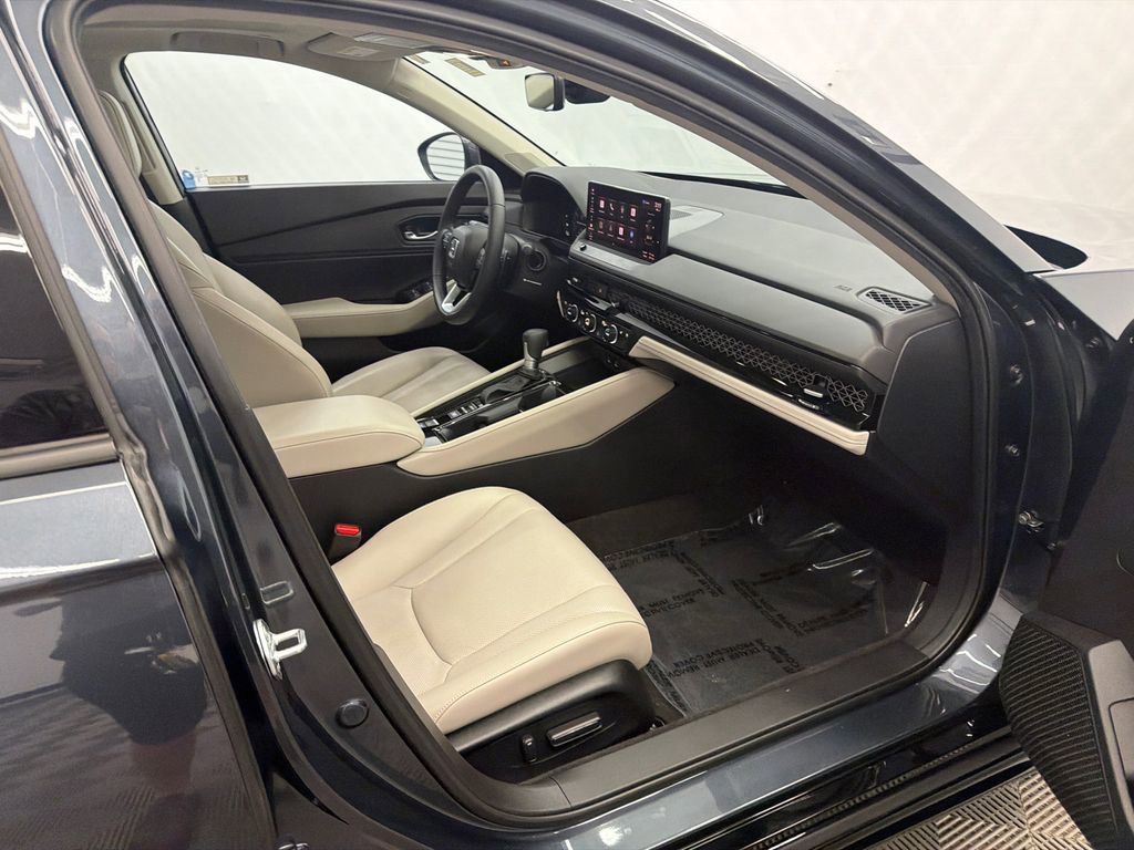 Certified 2024 Honda Accord Touring image 15