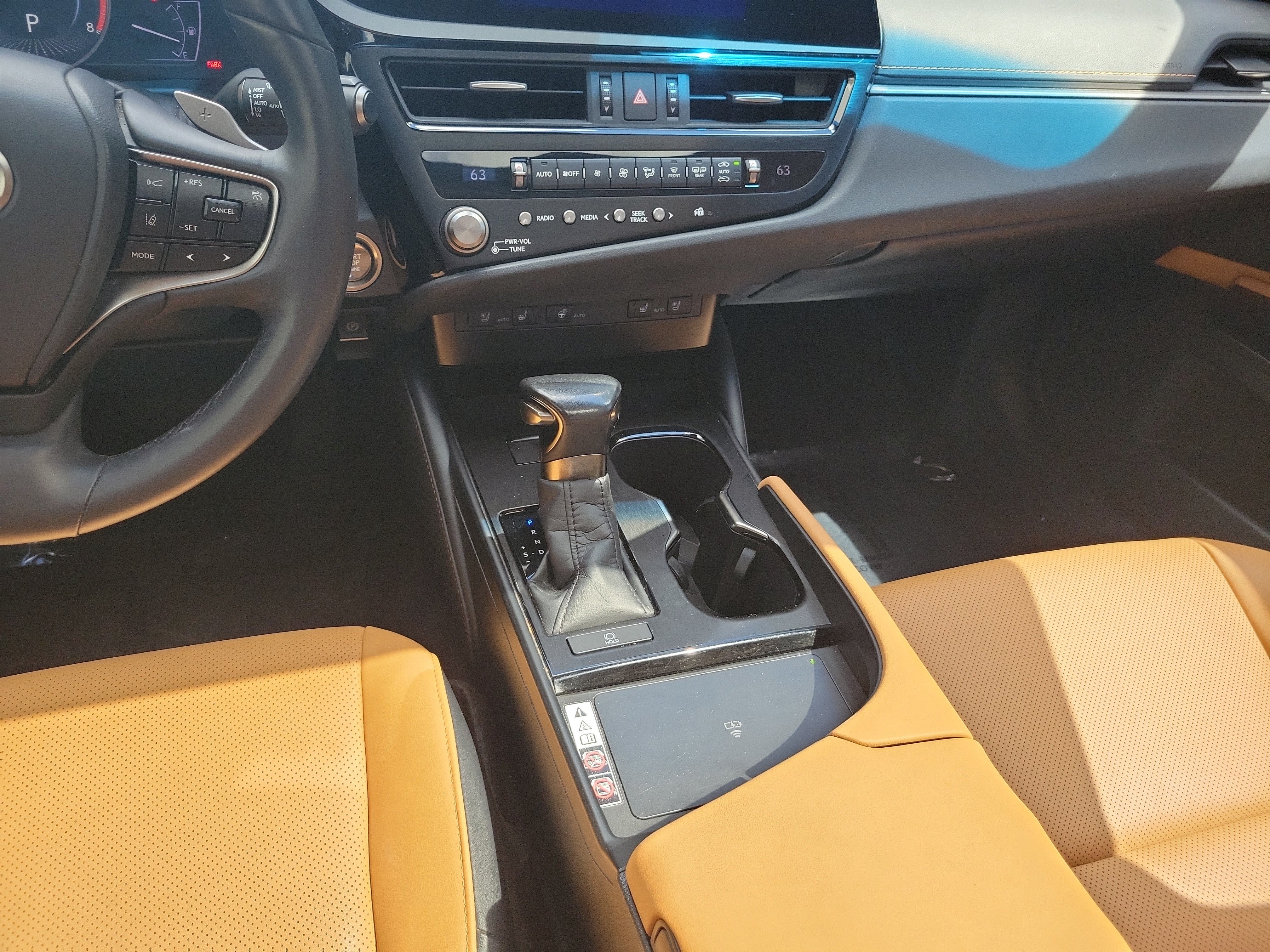 Used 2024 Lexus ES 350 w/ Premium Package FWD image 18