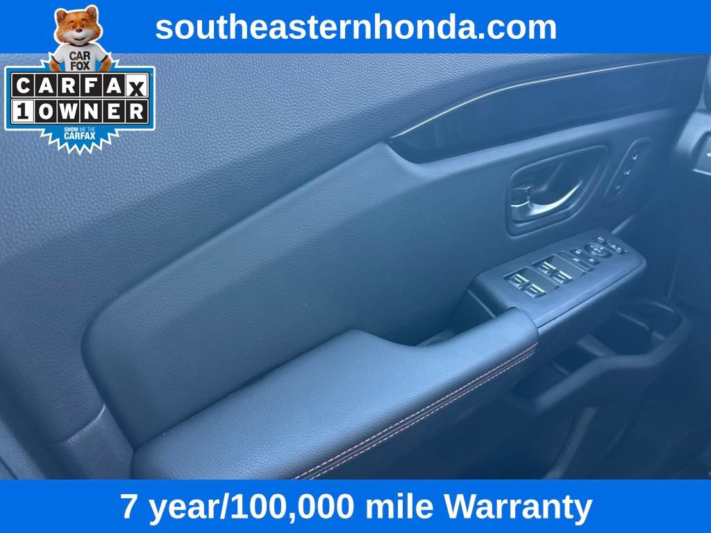 Used 2025 Honda Pilot TrailSport image 18