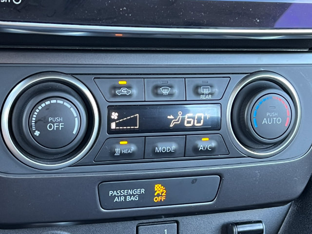 Used 2025 Nissan Leaf S FWD image 22
