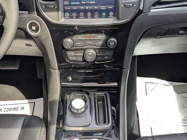 Used 2022 Chrysler 300 S RWD image 18