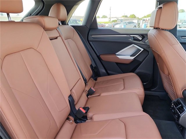 Certified 2025 Audi Q3 2.0T Premium image 29