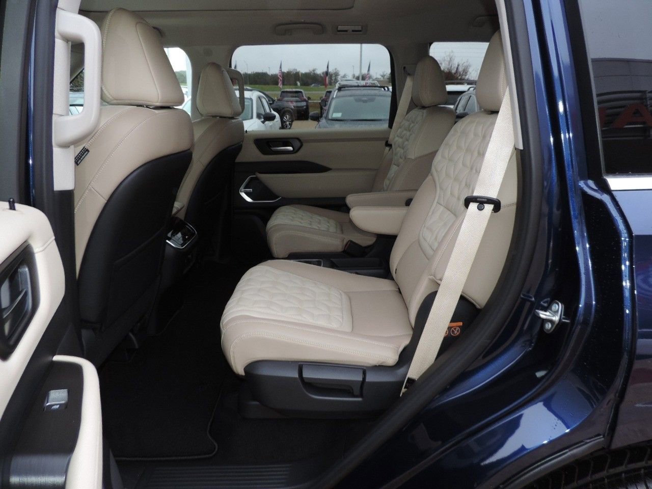 New 2026 Nissan Armada Platinum image 19