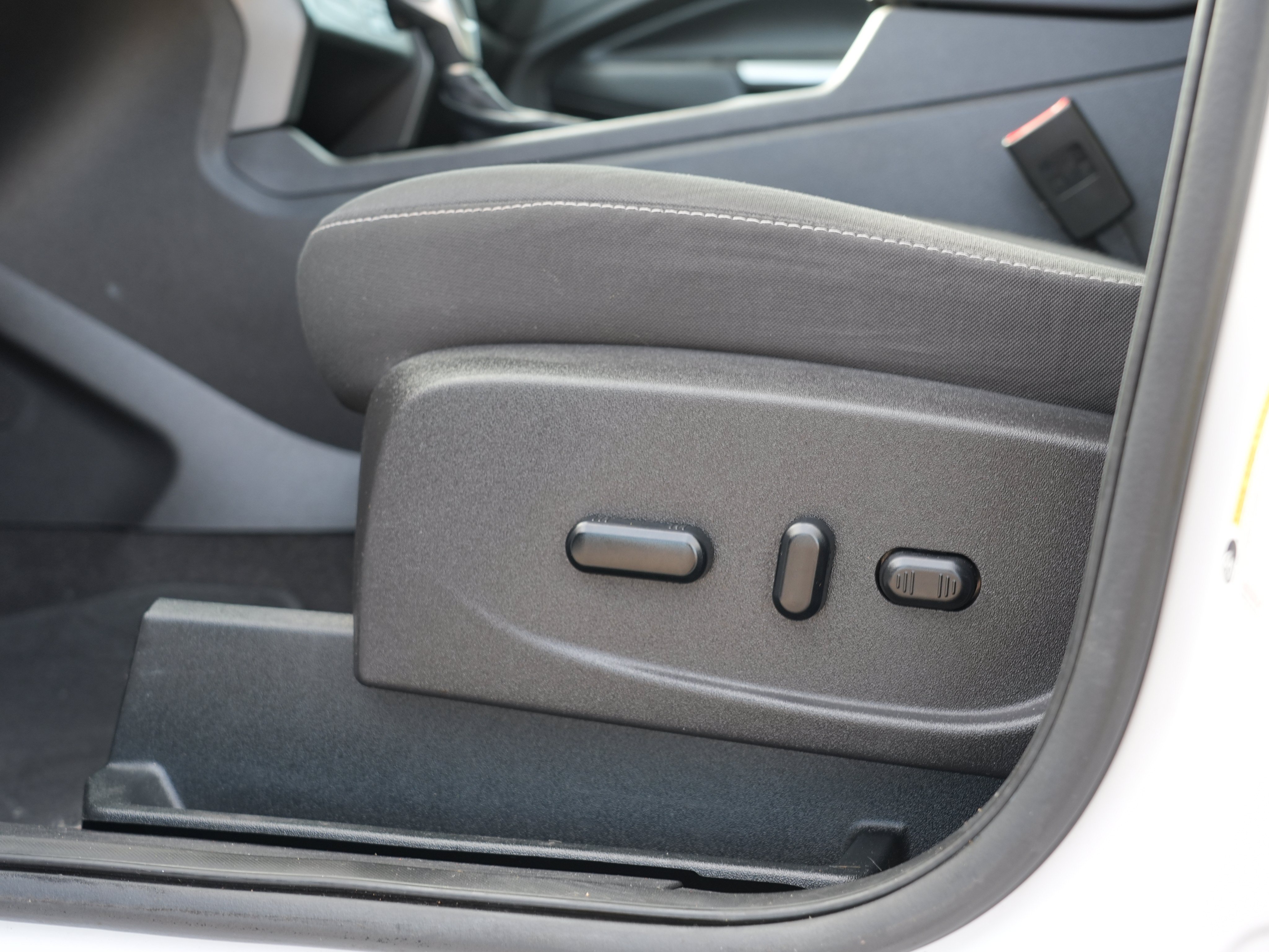 Used 2019 Ford Escape SE AWD/4WD image 15