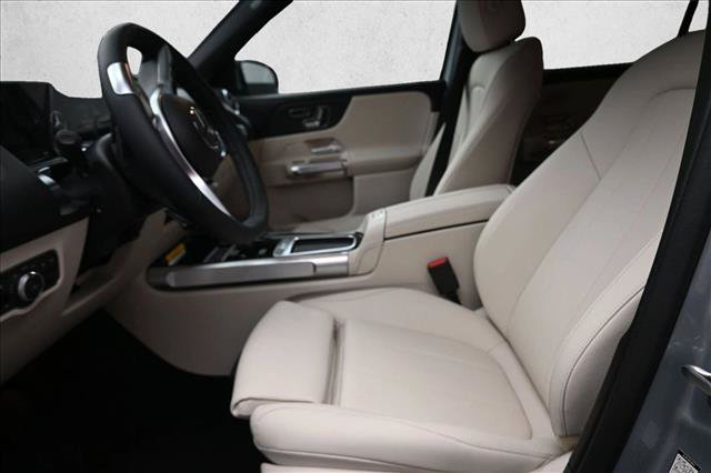 New 2026 Mercedes-Benz GLB 250 4MATIC image 9