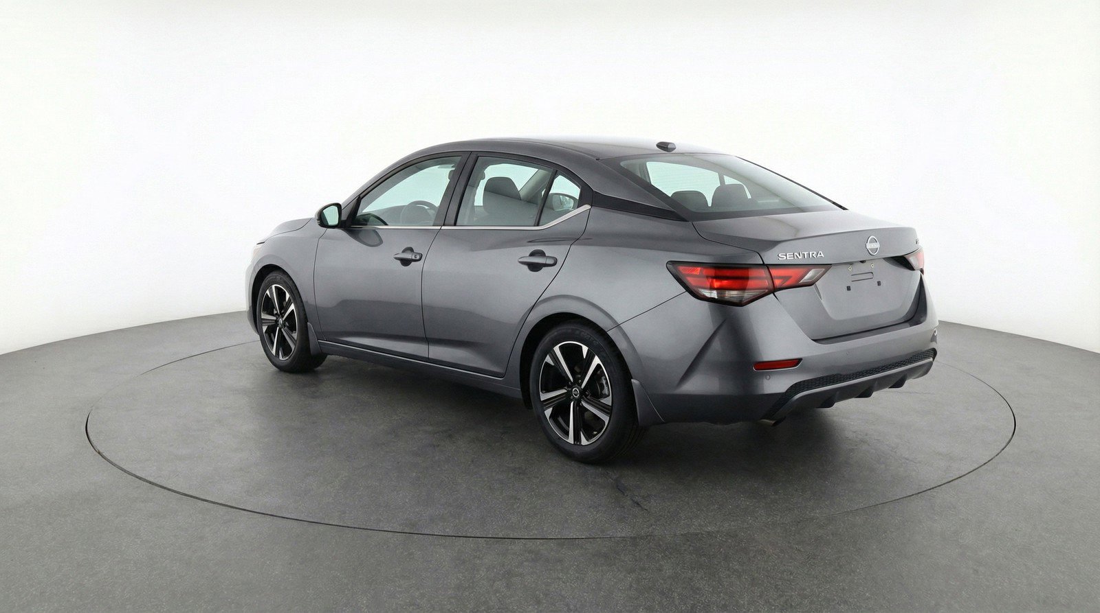 Used 2025 Nissan Sentra SV image 6