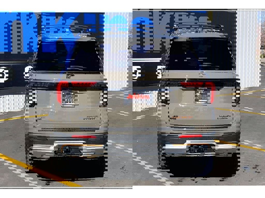 New 2026 Ford Explorer Tremor w/ Tremor Ultimate Package image 4