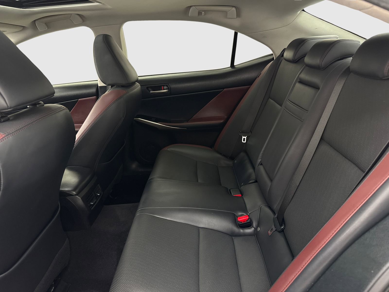 Used 2019 Lexus IS 300 w/ Premium Package RWD image 35