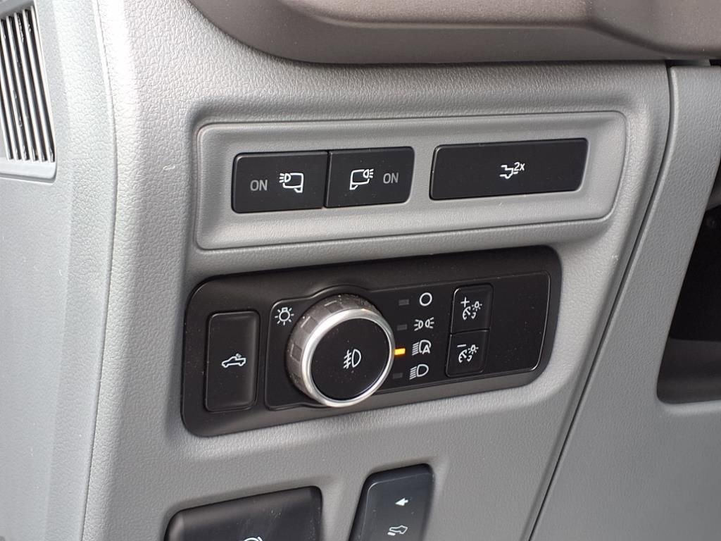 New 2024 Ford F150 XLT w/ Equipment Group 303A High image 16