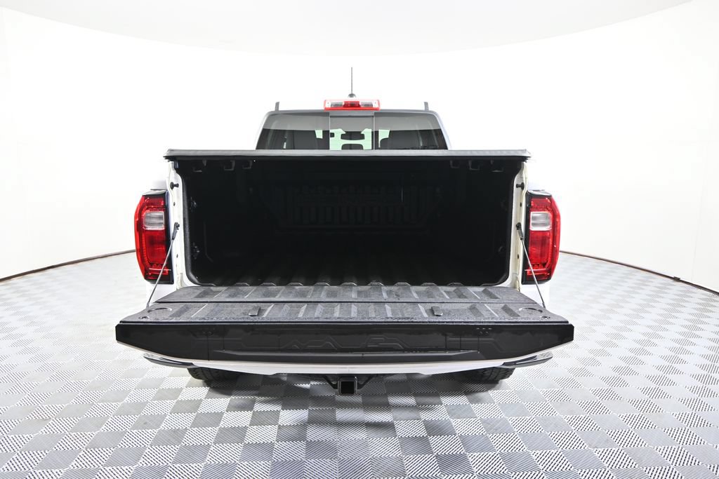 Used 2024 GMC Canyon Denali AWD/4WD image 6