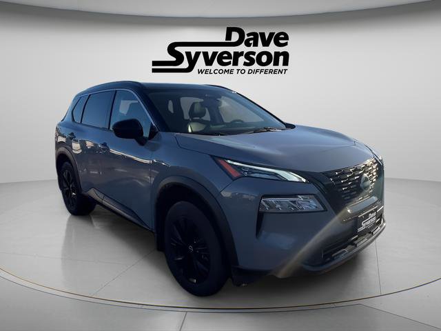 Used 2023 Nissan Rogue SV w/ SV Premium B Package image 7