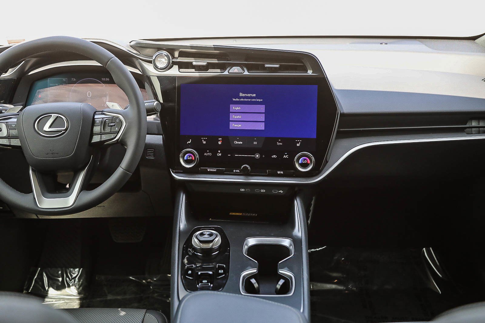 Used 2025 Lexus RZ 300e image 13