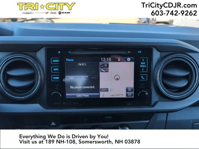 Used 2018 Toyota Tacoma TRD Off-Road w/ Technology Package image 22