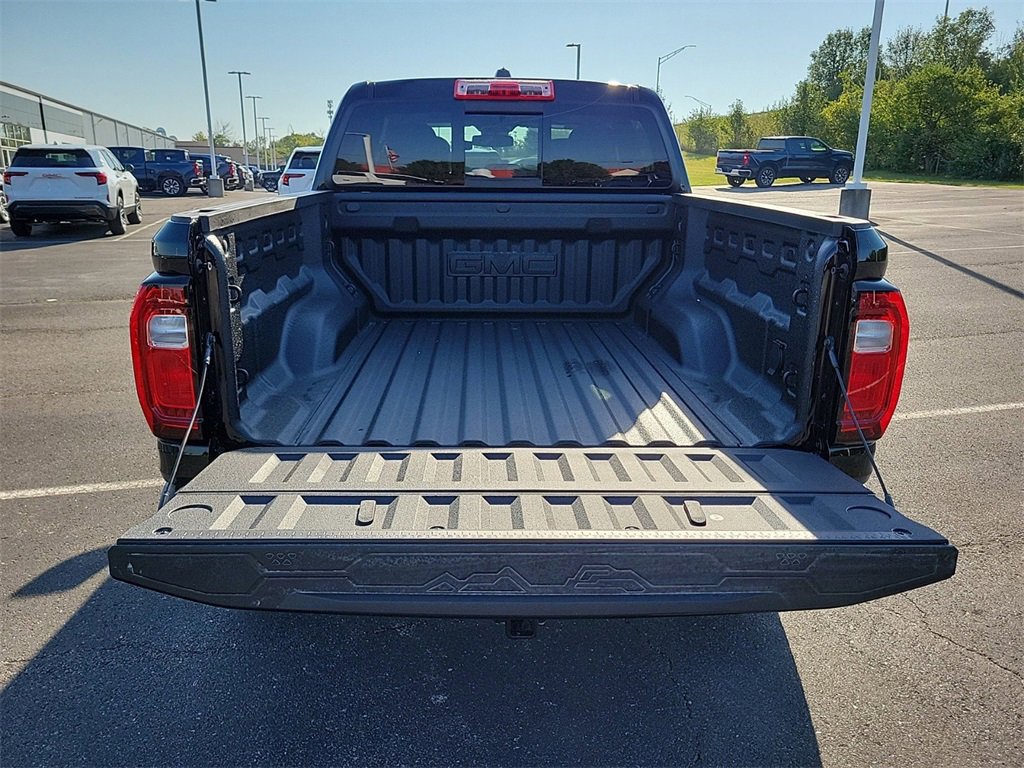 New 2026 GMC Canyon Denali image 7