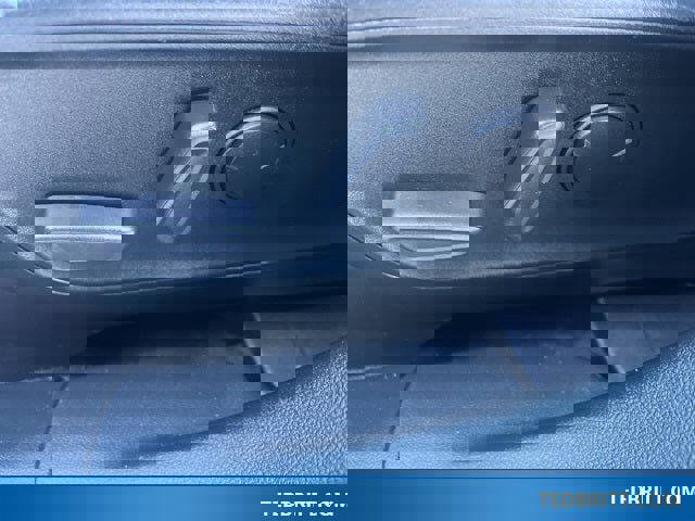 Certified 2021 Ford Escape SE w/ SE Sport Appearance Package image 40