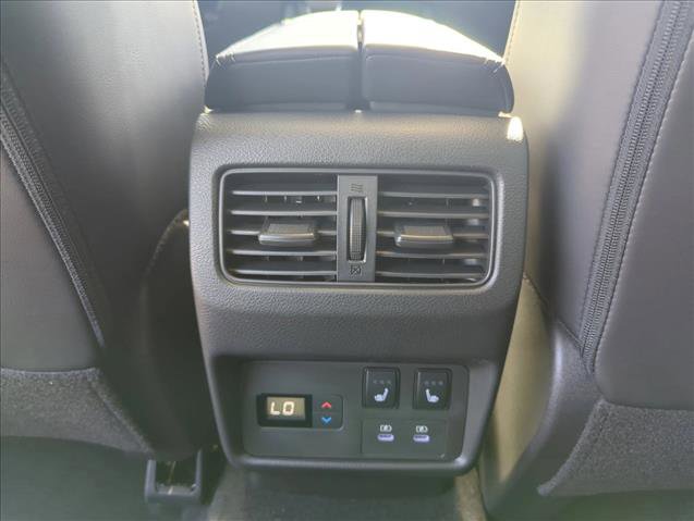 New 2026 Nissan Rogue Platinum w/ Platinum Premium Package image 16