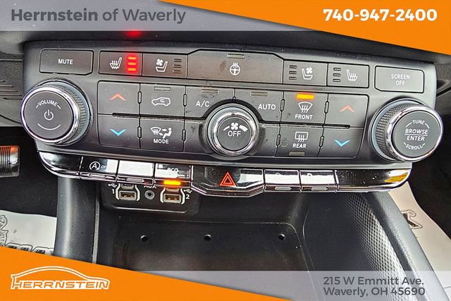 Used 2023 Dodge Durango GT image 9