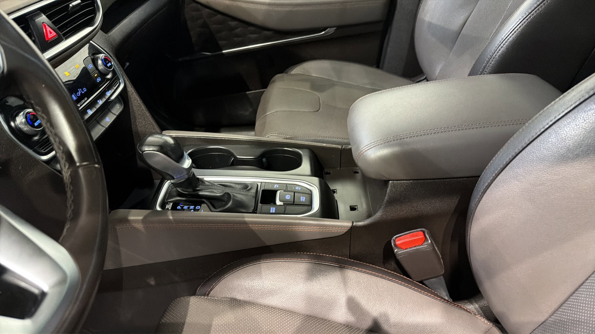 Used 2019 Hyundai Santa Fe Limited w/ Cargo Package FWD image 26