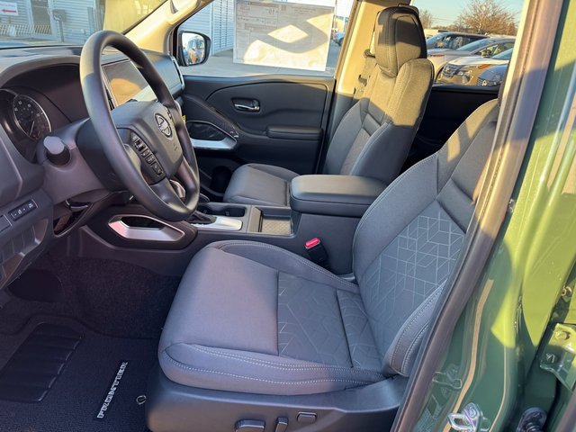 New 2025 Nissan Frontier SV image 6