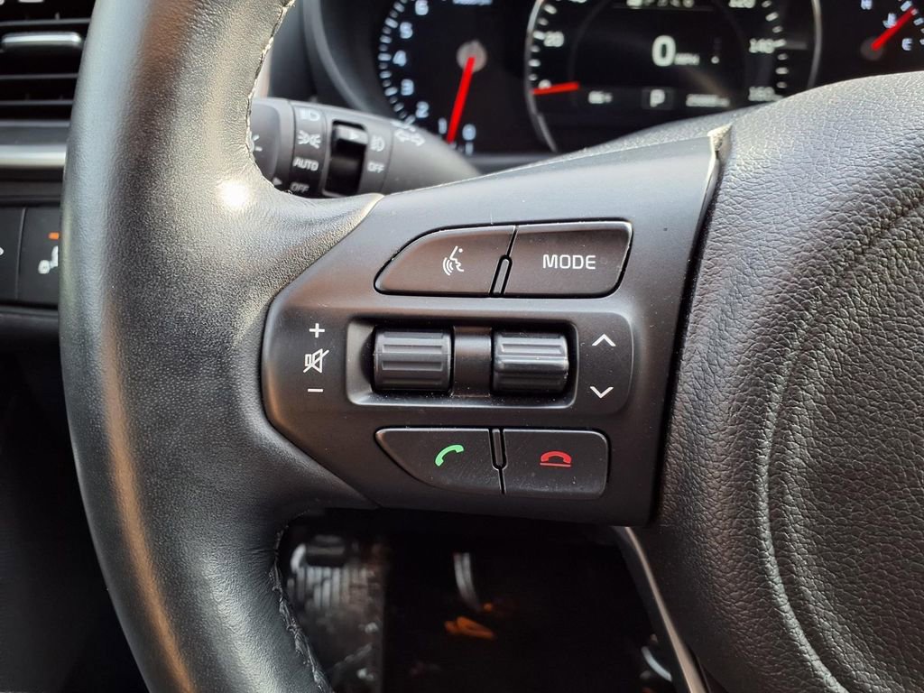 Used 2016 Kia Sorento SX image 13